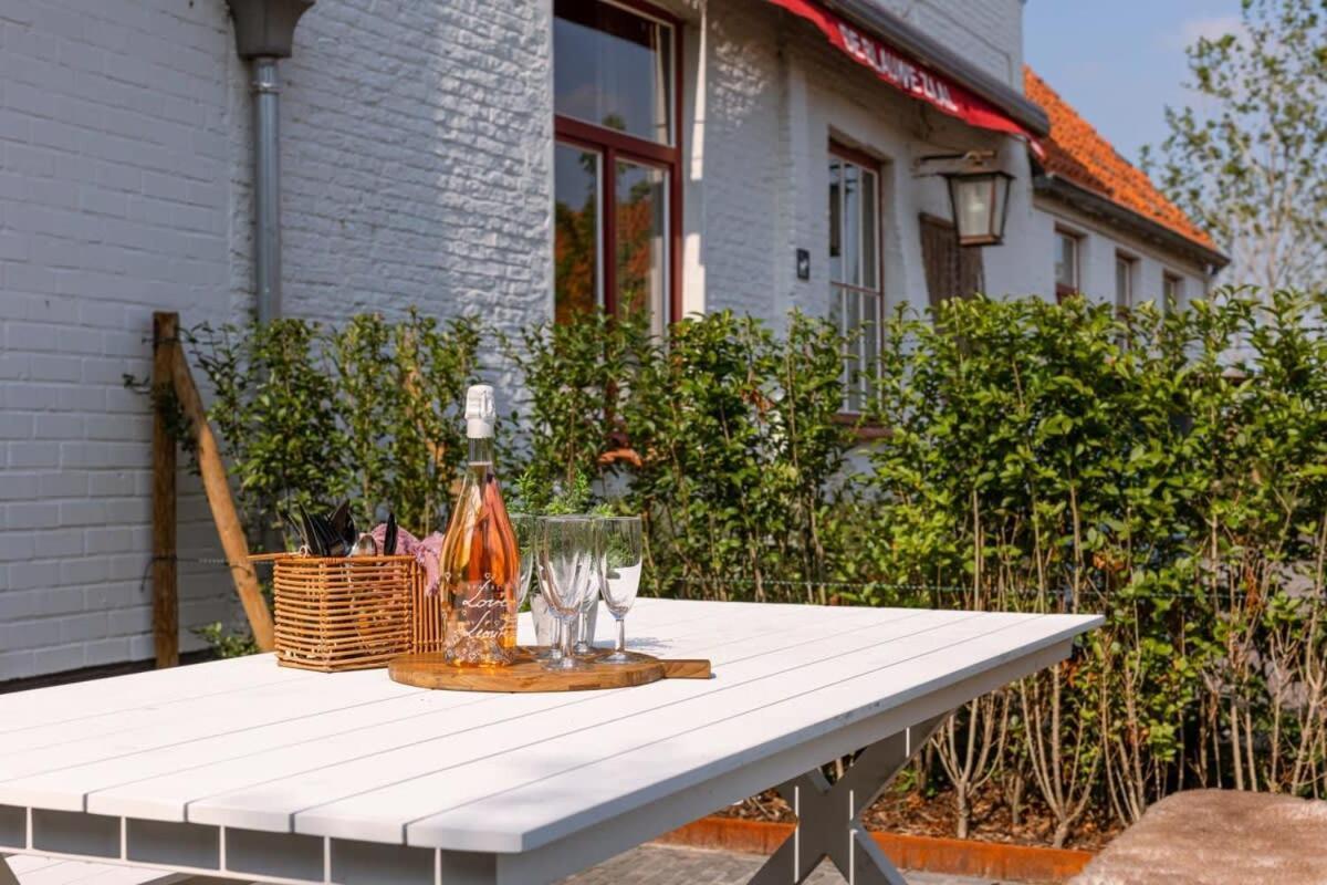 Huswell - Lord - Charming Double Room At Ranch "De Blauwe Zaal" Brujas Exterior foto